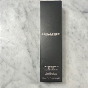 Laura Mercier Tinted Moisturizer - Tawny